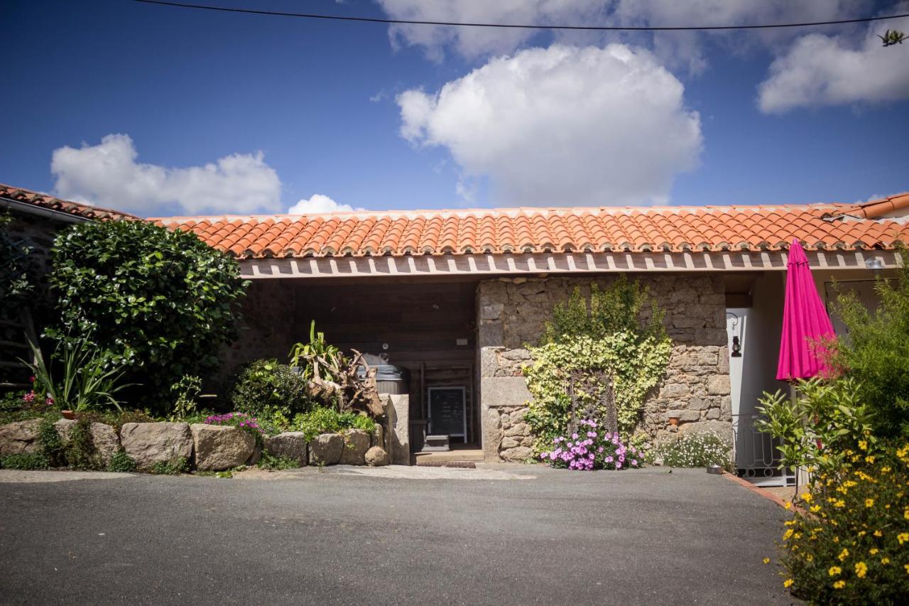 Ferienwohnung Domaine Des Fees La Gaubretiere Exterior foto