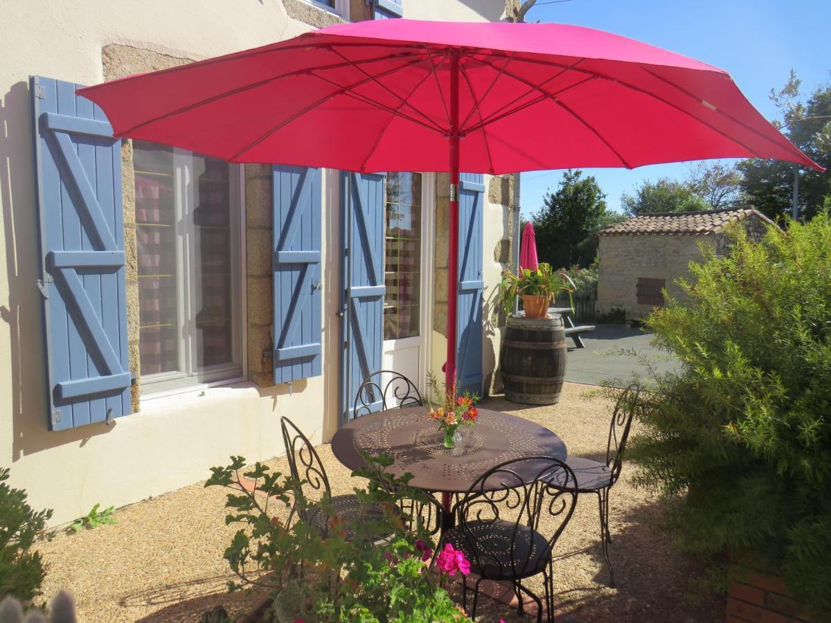 Ferienwohnung Domaine Des Fees La Gaubretiere Exterior foto